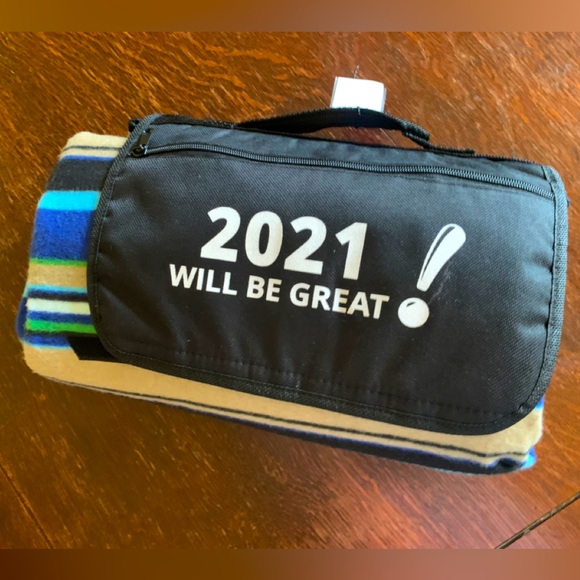 Picnic Blanket Beach Blankets “2021 Will Be Great” Travel Blanket Play Mat Blue - Picture 1 of 3